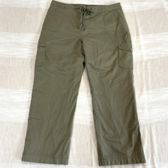L.L. Bean Women's Favorite Fit Flannel Lined Green Sz 20 Cargo Pants - Picture 1 of 9